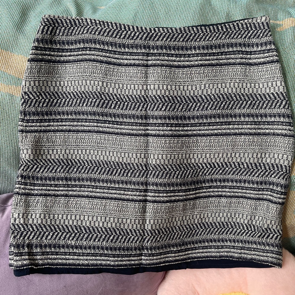 Banana Republic Blue and White Pencil Skirt Size 2